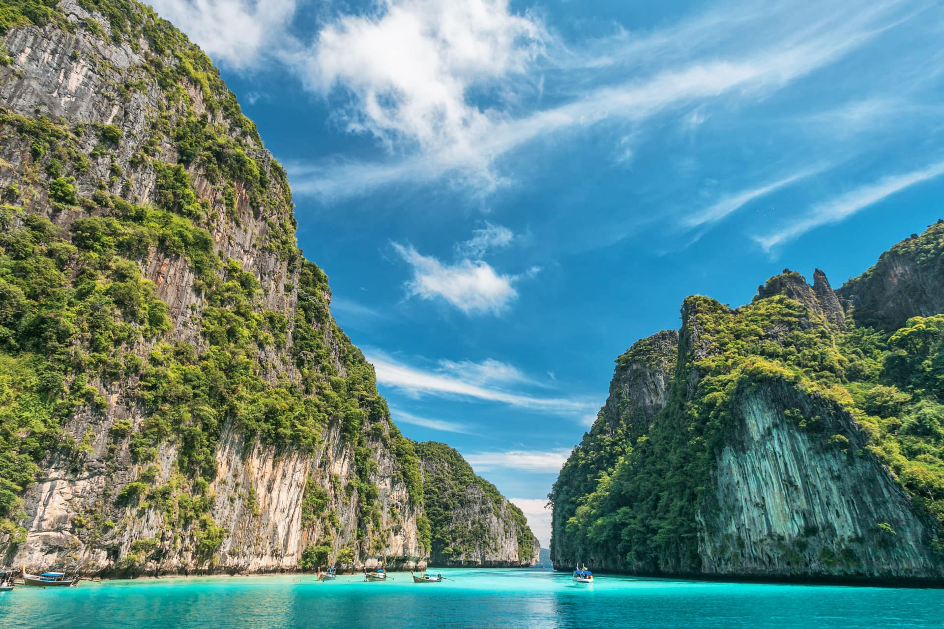 Phi Phi island tour by catamaran